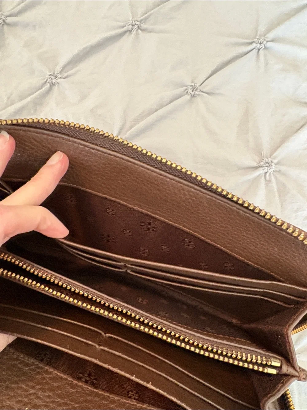 Tory Burch authentic tory